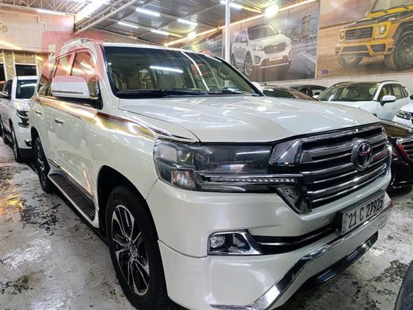 Toyota for sale in Iraq